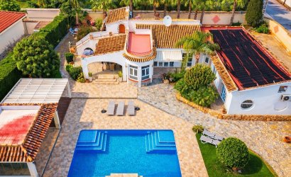 Villa - Reventa - Cabo Roig -
                Costa Blanca
