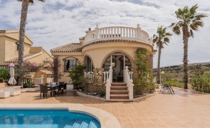 Villa - Reventa - Gran Alacant -
                Monte y Mar