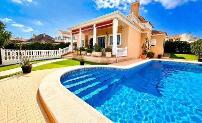Villa - Reventa - La Mata -
                Costa Blanca