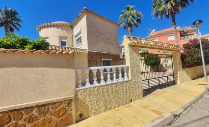 Villa - Reventa - Orihuela Costa - Villamartin