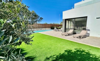 Villa - Reventa -
                Orihuela - MLSC-55545
