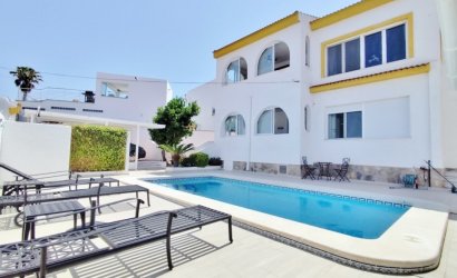 Villa - Reventa -
                San Miguel de Salinas - MLSC-32217