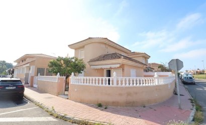 Villa - Reventa - Torrevieja - Costa Blanca