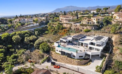 Villa - Revente - El Paraíso, Estepona -
                Costa del Sol