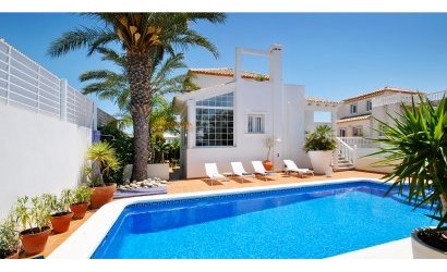 Villa - Revente - Elche -
                La Marina