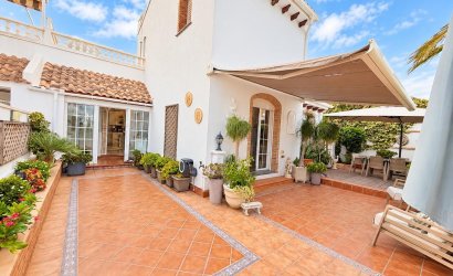 Villa - Revente - Orihuela Costa -
                Costa Blanca