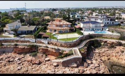 Villa - Revente - Orihuela Costa -
                Costa Blanca