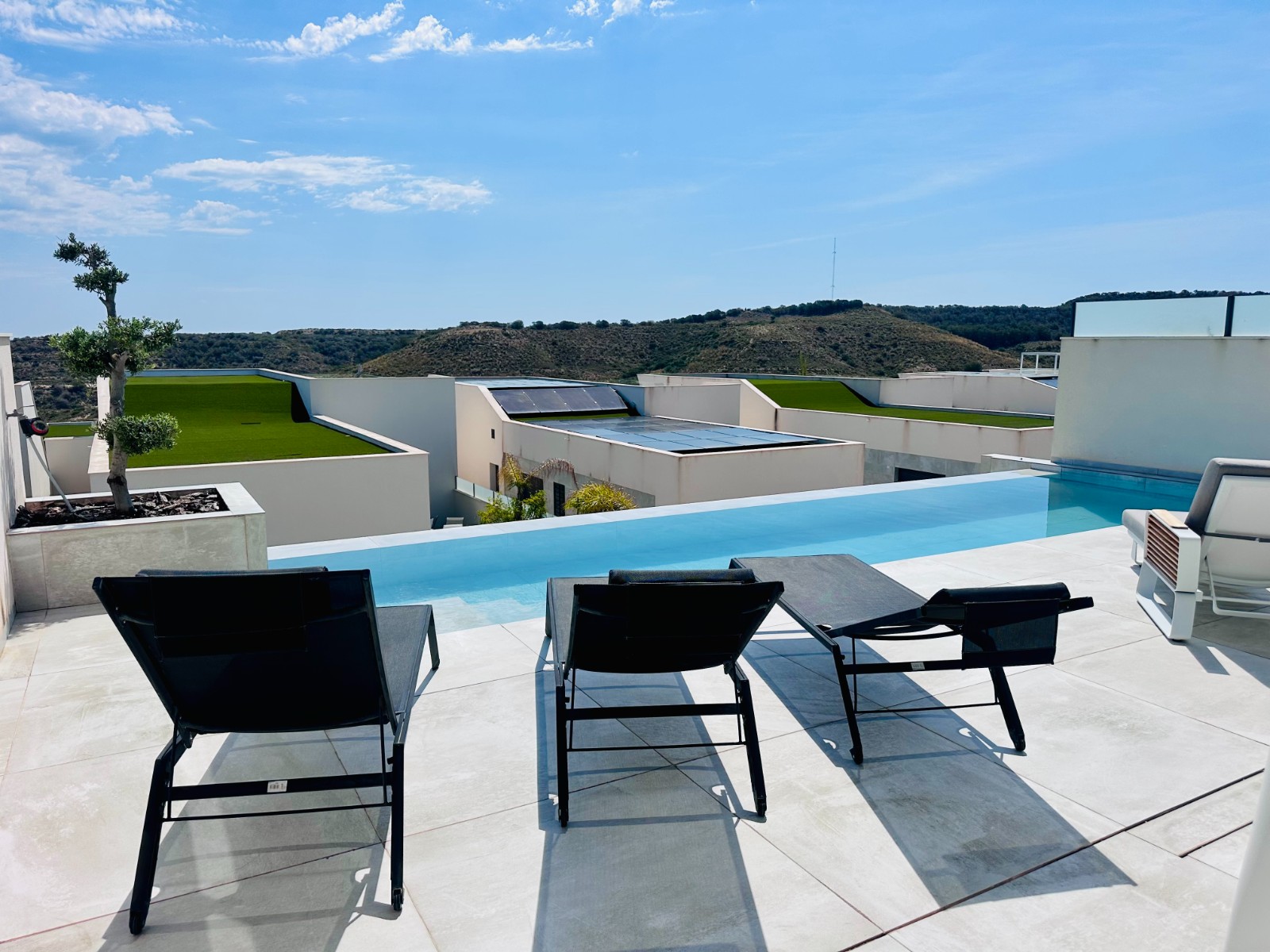 Villa in Rojales - view 1