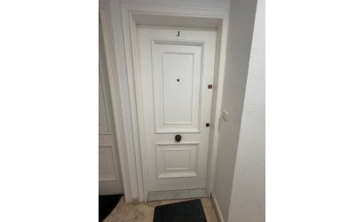 Herverkoop - Penthouse -
Torrevieja - Playa del Cura