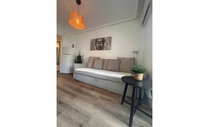 Herverkoop - Penthouse -
Torrevieja - Playa del Cura