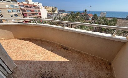 Herverkoop - Apartamento -
Torrevieja - Playa del Cura