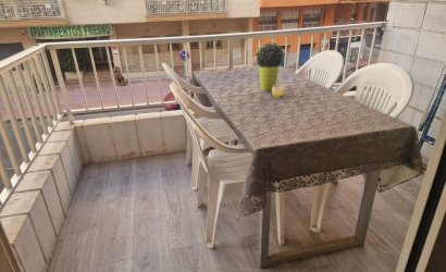 Herverkoop - Apartamento -
Torrevieja - Playa del Cura