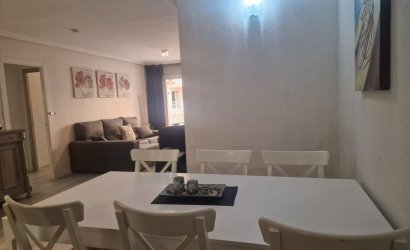 Herverkoop - Apartamento -
Torrevieja - Playa del Cura