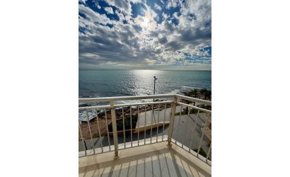 Herverkoop - Apartamento -
Torrevieja - Playa del Cura