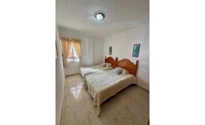 Herverkoop - Apartamento -
Torrevieja - Playa del Cura