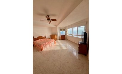 Herverkoop - Apartamento -
Torrevieja - Playa del Cura