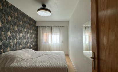 Herverkoop - Apartamento -
Torrevieja - Centro