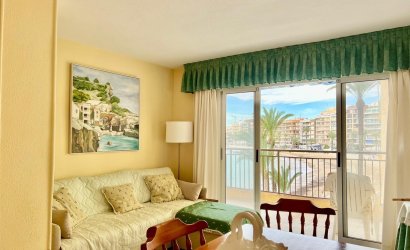Herverkoop - Apartamento -
Torrevieja - Playa del Cura