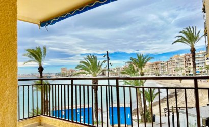 Herverkoop - Apartamento -
Torrevieja - Playa del Cura