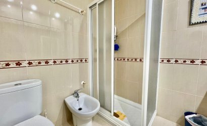 Herverkoop - Apartamento -
Torrevieja - Playa del Cura