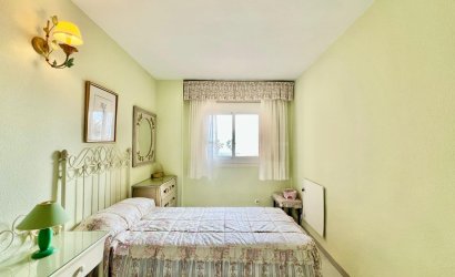 Herverkoop - Apartamento -
Torrevieja - Playa del Cura