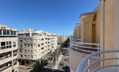 Resale - Penthouse -
Torrevieja - Playa del Cura