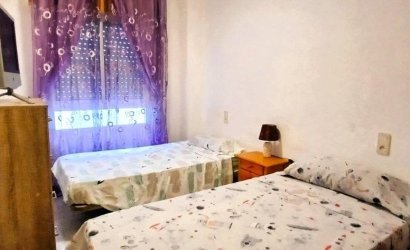 Herverkoop - Apartamento -
Torrevieja - Playa del Cura
