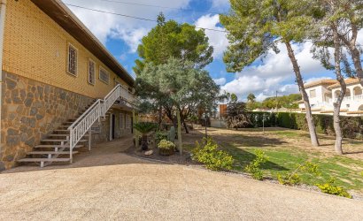 Herverkoop - Villa -
Orihuela Costa - Las Filipinas