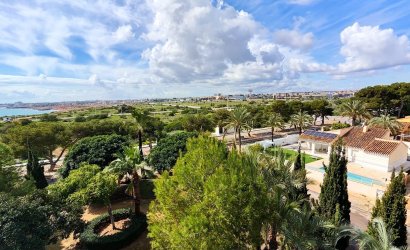 Resale - Apartamento -
Torrevieja - Centro