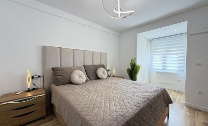 Revente - Apartamento -
Torrevieja - Centro