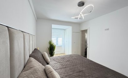 Revente - Apartamento -
Torrevieja - Centro