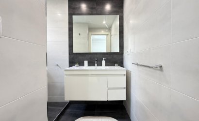 Revente - Apartamento -
Torrevieja - Centro