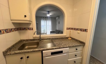 Revente - Apartamento -
Torrevieja - Centro