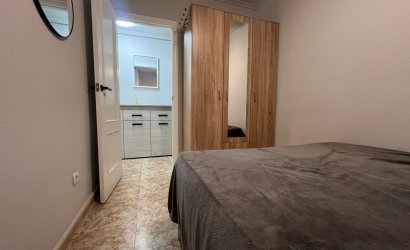 Revente - Apartamento -
Torrevieja - Centro