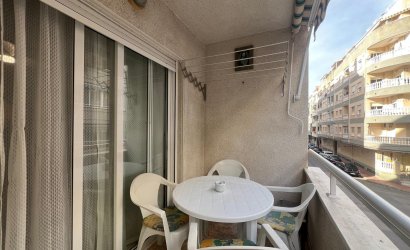 Revente - Apartamento -
Torrevieja - Centro