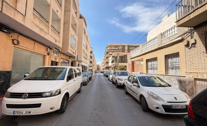 Herverkoop - Penthouse -
Torrevieja - Playa del Cura