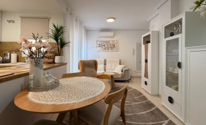 Herverkoop - Apartamento -
Torrevieja - Centro