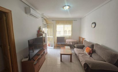 Revente - Apartamento -
Torrevieja - Centro