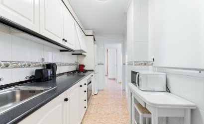 Herverkoop - Apartamento -
Torrevieja - Centro