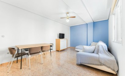 Herverkoop - Apartamento -
Torrevieja - Centro