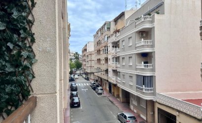 Revente - Apartamento -
Torrevieja - Playa del Cura