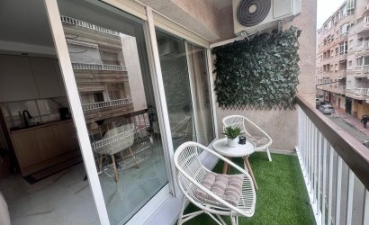 Revente - Apartamento -
Torrevieja - Playa del Cura