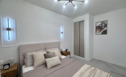 Revente - Apartamento -
Torrevieja - Playa del Cura