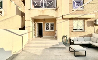 Herverkoop - Bungalow -
Torrevieja - Torreblanca