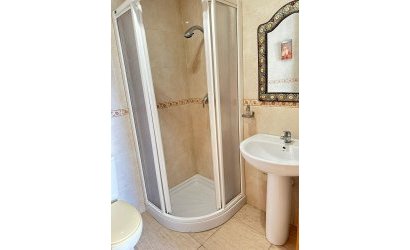 Herverkoop - Apartamento -
Torrevieja - Centro