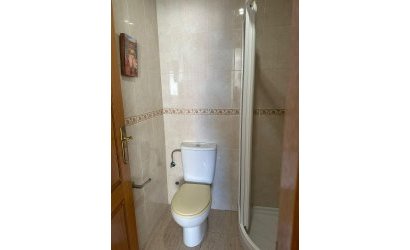 Herverkoop - Apartamento -
Torrevieja - Centro