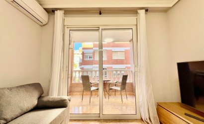 Herverkoop - Apartamento -
Torrevieja - Playa del Cura