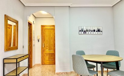 Herverkoop - Apartamento -
Torrevieja - Playa del Cura