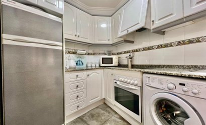 Herverkoop - Apartamento -
Torrevieja - Playa del Cura