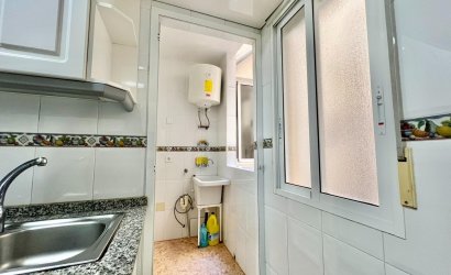 Herverkoop - Apartamento -
Torrevieja - Playa del Cura